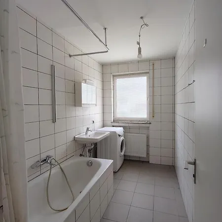 Mobilierte Monteuerswohnungen Mit 7 Betten Stuttgart, Böblingen, Reutlingen, Waldenbuch - Tübinger * Steinenbronn